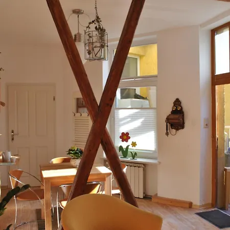 Warnemuende Altstadt Apartamento *