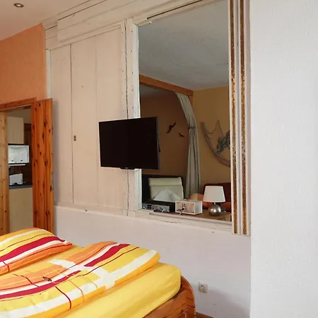 Warnemuende Altstadt *