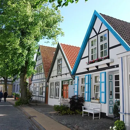 Warnemuende Altstadt Rostock